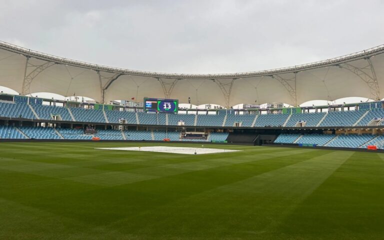 Dubai International Stadium pitch report today & records Dubai International Stadium pitch report today & records